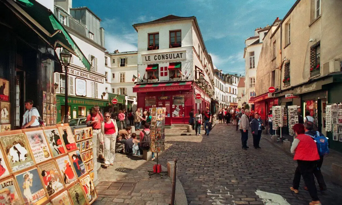 Paris Cultural Walk: From Louvre to Café de Flore